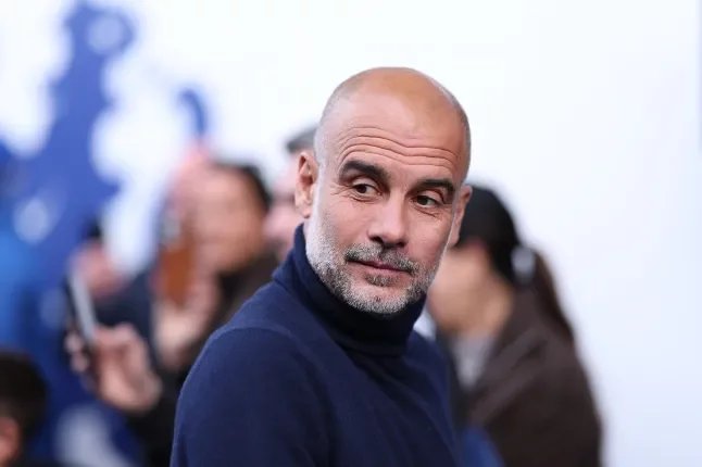 Gary Neville: Arsenal will crawl over the line to title despite Man City pressure -  VIDEO 