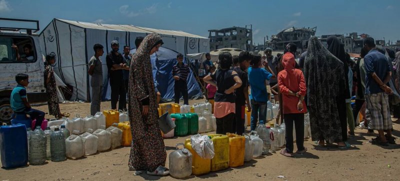 Unicef demands investigation after Israeli strike kills water truck drivers in Gaza