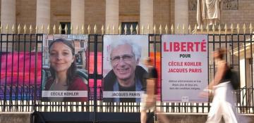 Hostages head home as Trump ultimatum nears