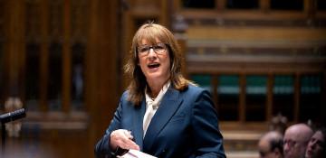 UK finance minister signals income-based energy support