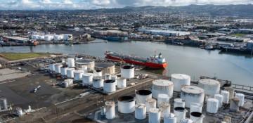 Oil prices surge as Trump hints at continued strikes on Iran