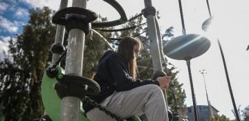 Greece moves to restrict teen social media use