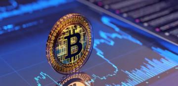 Bitcoin fees hit 6-year low as market nears turning point