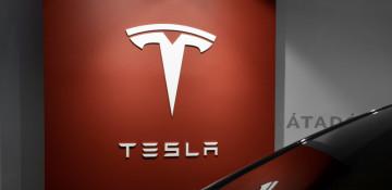Tesla tops global electric car sales again