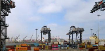 BREAKING: Bahrain halts operations at key port in sudden shutdown