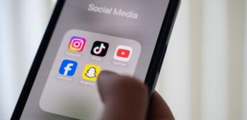 Greece set to ban social media for under-15s next year