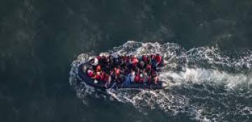 Four dead as migrant boat sinks in English Channel