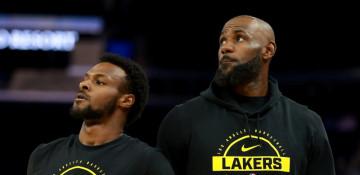 LeBron, Bronny James make NBA history with first son-to-father assist -  VIDEO 