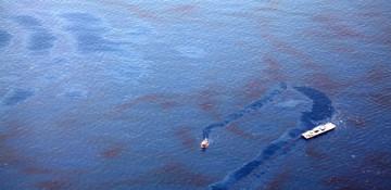 Pipeline leak triggers Gulf of Mexico oil spill