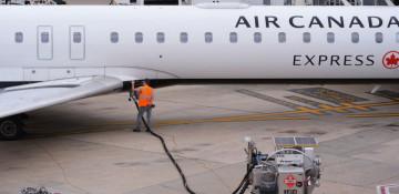 Air Canada to suspend some flights to U.S. over jet fuel costs 