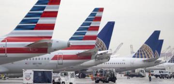 American Airlines stock falls after rejecting United merger talks
