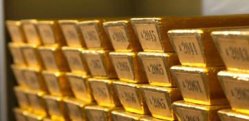 Gold edges lower as markets await US-Iran talks