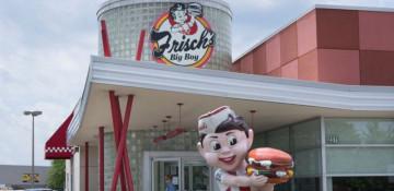 Why are long standing fast food restaurants struggling to survive today?