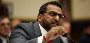 FBI chief blasts media after alcohol article controversy