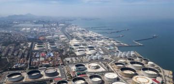 Oil extends rally as US–Iran standoff chokes Hormuz