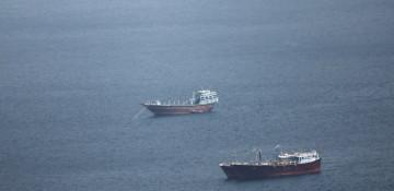 How many vessels passed the Strait of Hormuz in 24 hours?