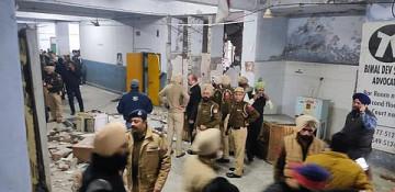 India panic: Bomb threat forces evacuation of four schools