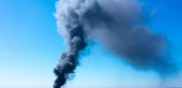 Explosions heard as smoke rises from Trafford Park -   VIDEO 