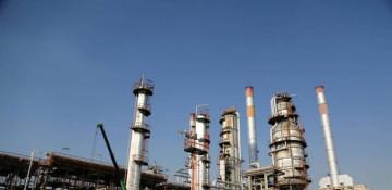 US sanctions Chinese refinery, 40 shipping firms for Iran oil