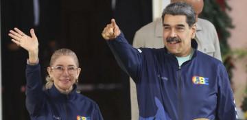 Washington lets Maduro use Venezuelan funds for legal fees