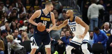 Jokic's triple-double keeps Nuggets alive in Game 5