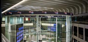 Tokyo stocks mixed as Nikkei falls on tech profit-taking