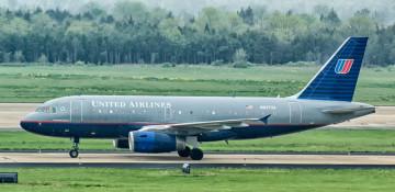 United Airbus A319 at Houston rejected takeoff due to engine failure