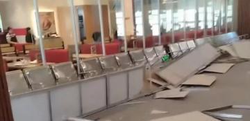 Ceiling collapse injures several people at Manila airport -  VIDEO 