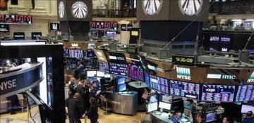 Dow, S&P 500, Nasdaq futures gain as Apple CEO exit, Iran talks in focus