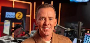 The scrubbing of Scott Mills