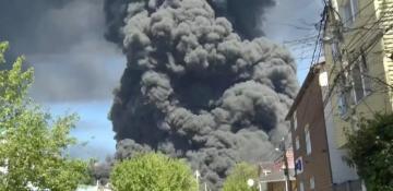 Kyiv hits Tuapse refinery for third time, deepening energy crisis -  VIDEO 