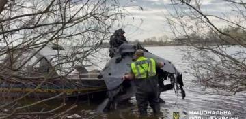 Kyiv police recover Russian reconnaissance drone from the Dnipro River