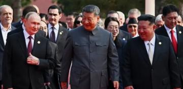 Putin proposes Victory Day ceasefire in call with Trump