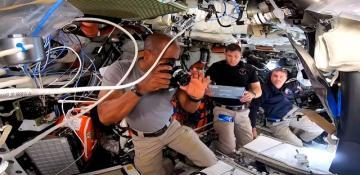 First Lunar Crew in 50 Years Nears the Moon