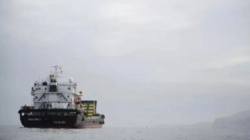 France, UK plan talks on Hormuz traffic, bypassing the US