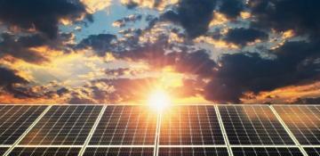 UK approves largest solar farm amid energy crisis
