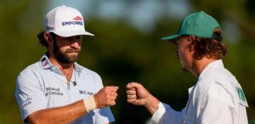 The Masters: McIlroy’s lead evaporates as young forces Sunday showdown