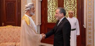 Iranian FM praises Oman ties, stresses Hormuz security, regional cooperation