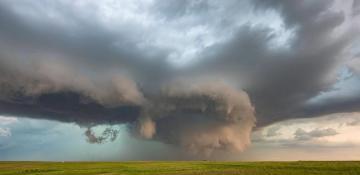 Severe storms and tornado threat intensify across Oklahoma as volatile weather pattern unfolds