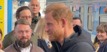 Prince Harry makes surprise visit to Kyiv -  VIDEO 