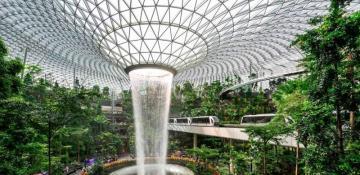 Singapore rises as Asia's top gateway to London