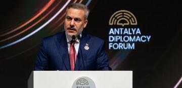 Türkiye’s foreign minister leads talks at the Antalya Forum