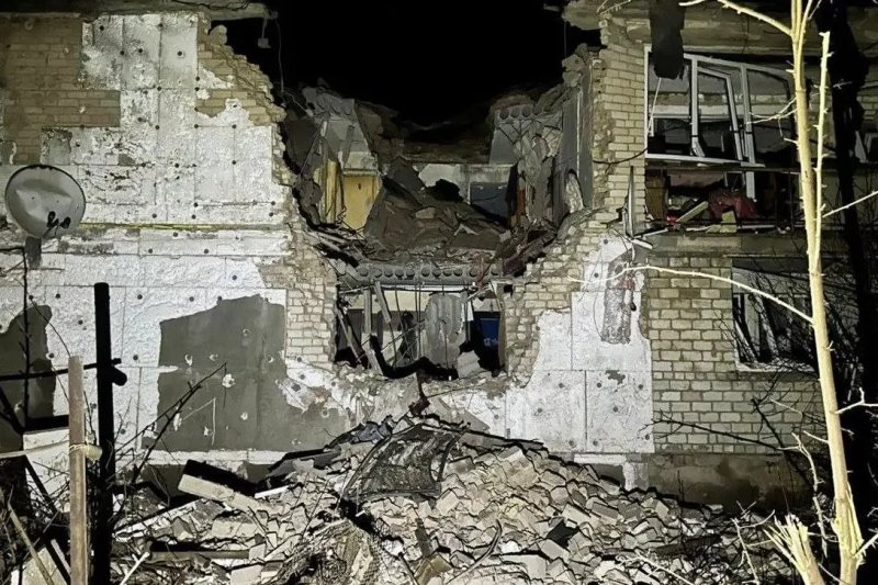 Russian strikes kill 9, wound 95 across Ukraine in 24 hours