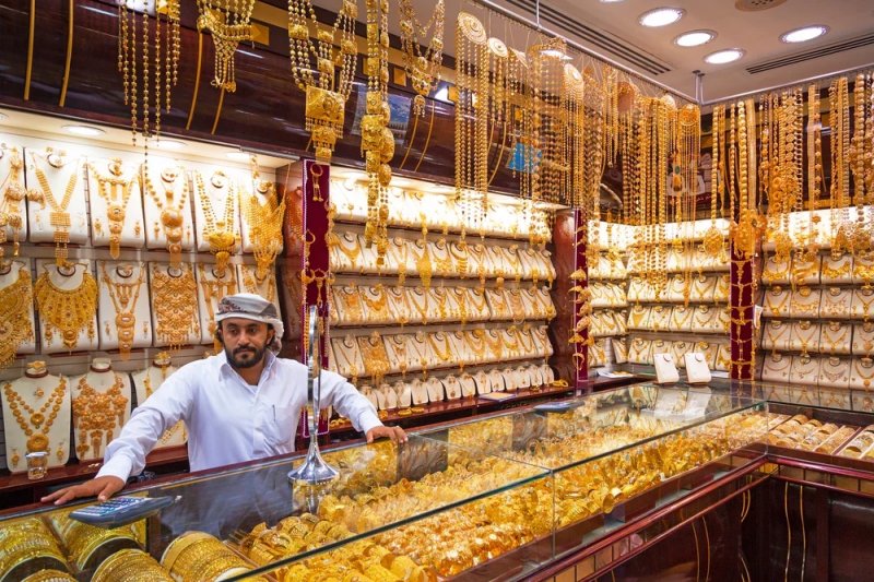 Gold prices rebound as war uncertainty overrides ceasefire hopes