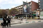 Iran shows defiance as US threats loom