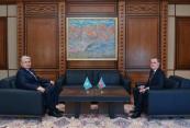 Azerbaijani and Kazakh FMs hold one-on-one meeting