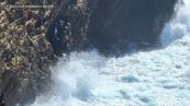 Tourists rescued in daring 3-hour Australian cliff operation