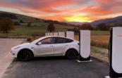 Tesla’s biggest rivals fights charging wait times with a modern approach -VIDEO