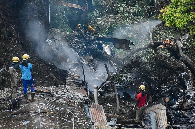 8 dead in Indonesia helicopter crash, no survivors -  VIDEO/PHOTO 