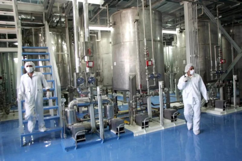 Tehran rejects compromise on uranium enrichment amid nuclear tensions